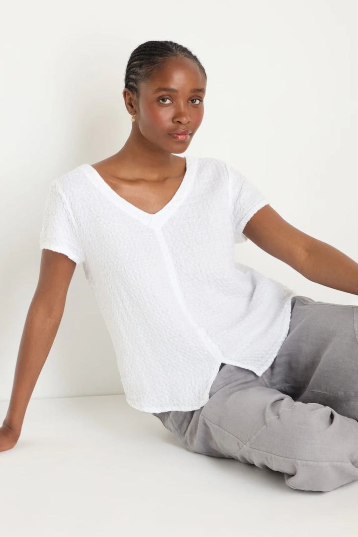 WAFFLE LINEN V NECK TOP | COL=WHITE