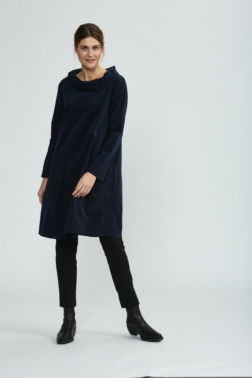 A SHAPED DRESS | COL=INK BLUE