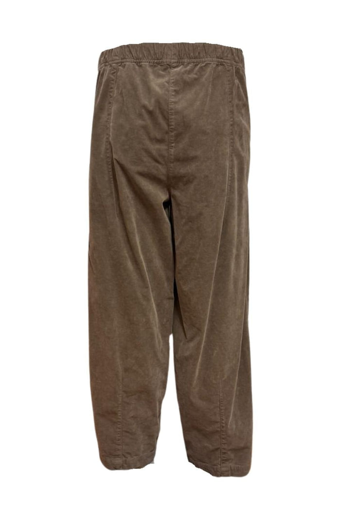 FINE CORD TROUSER | COL=CAPPUCCINO