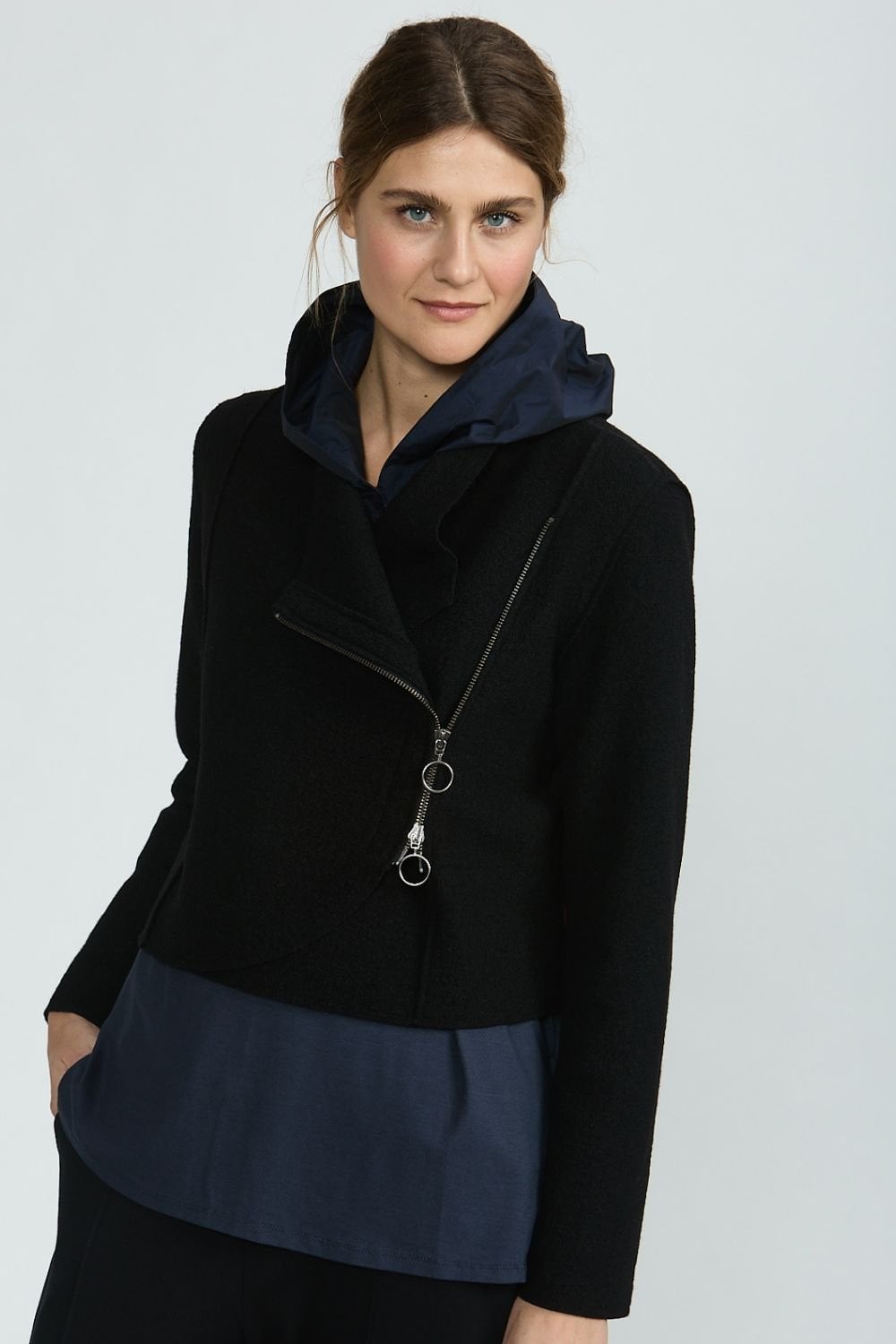 9401-061-BLACK-4